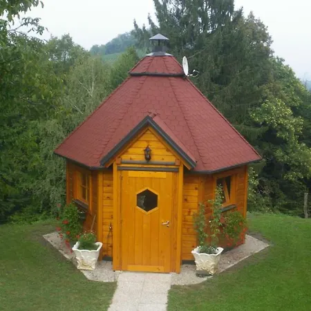 Gastezimmer Friedrich לינה וארוחת בוקר גמליץ